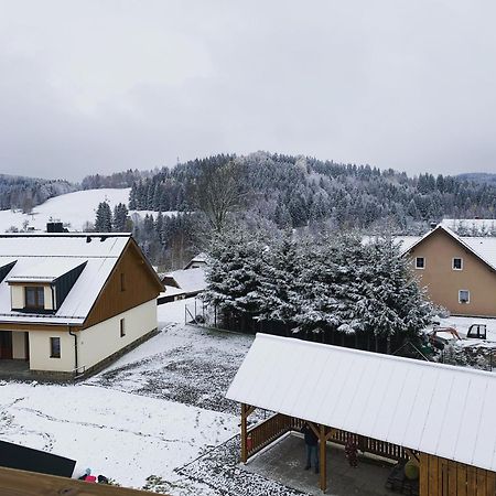 Apartman Mavis Касперске Хори Екстериор снимка