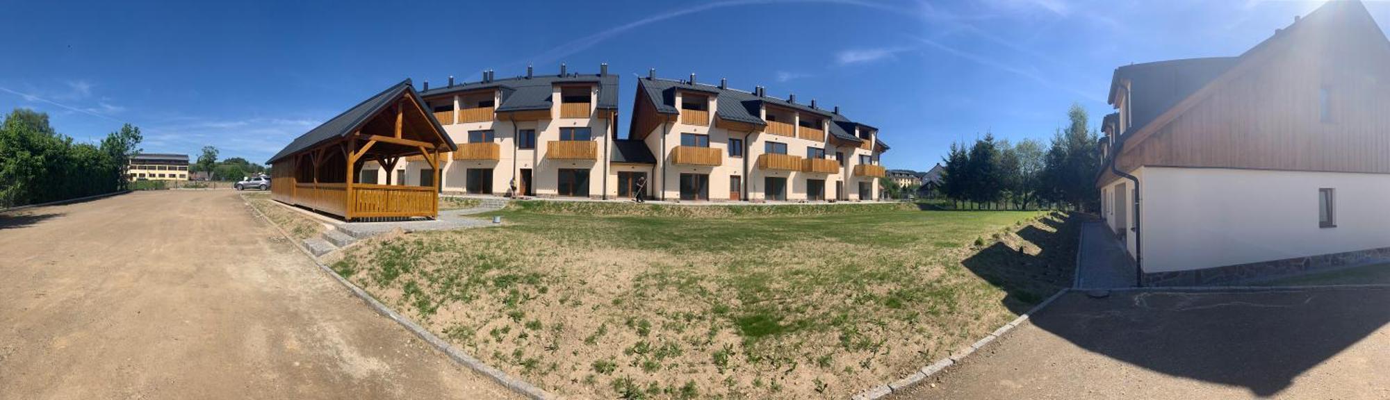 Apartman Mavis Касперске Хори Екстериор снимка
